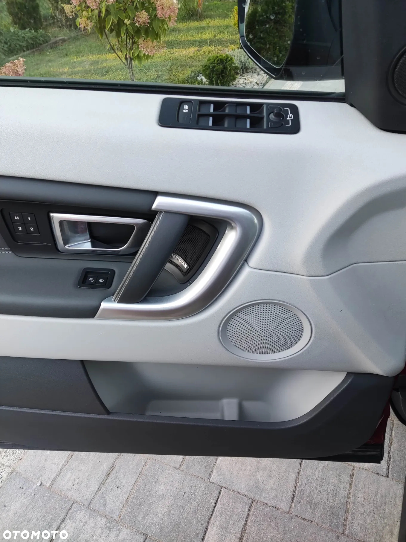 Land Rover Discovery Sport - 16