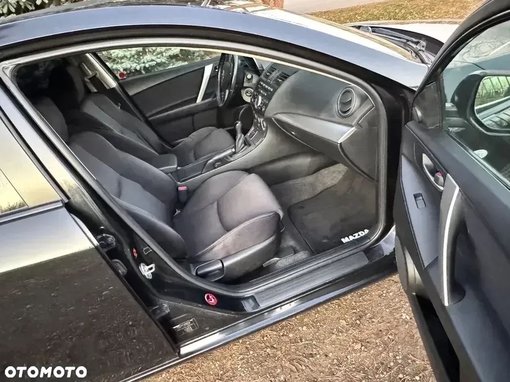 Mazda 3 - 12