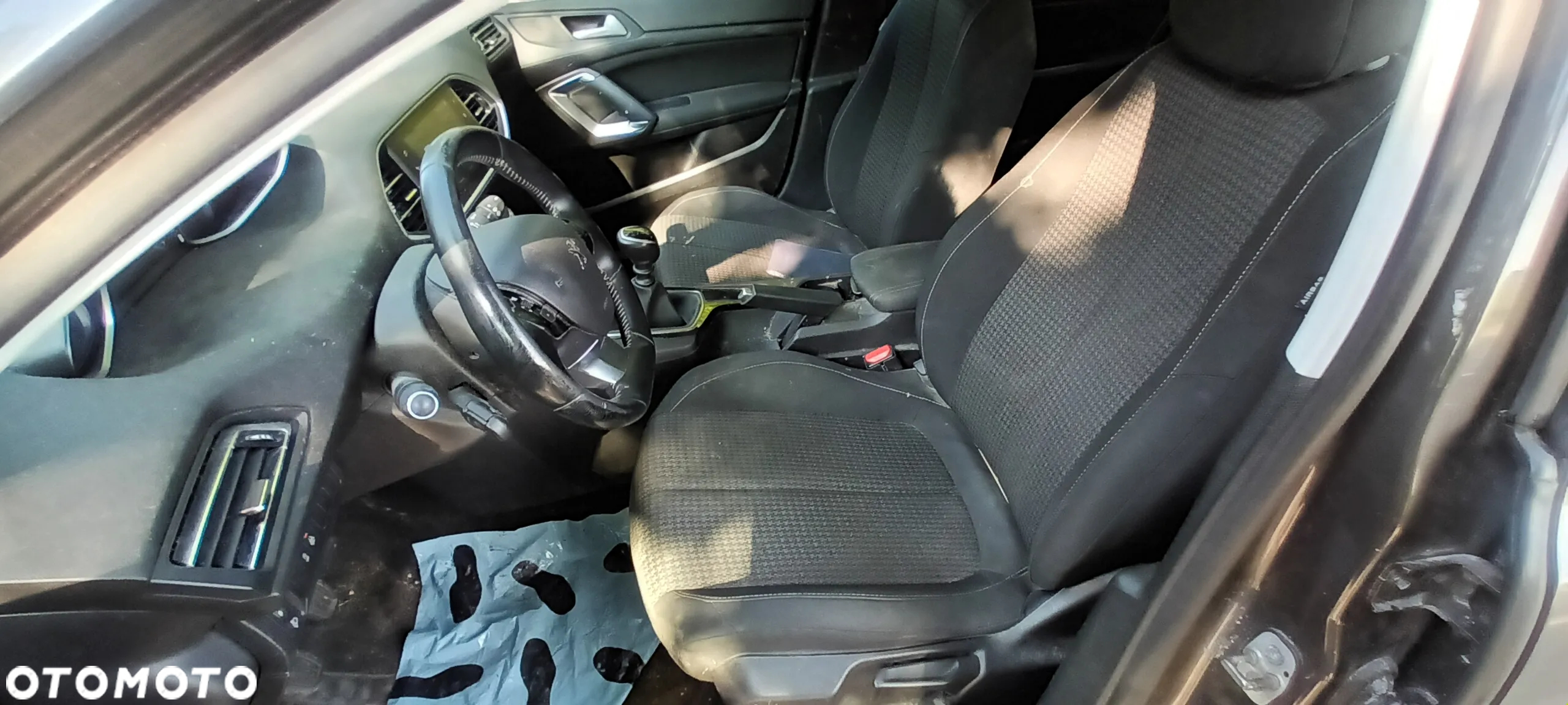 Peugeot 308 - 14