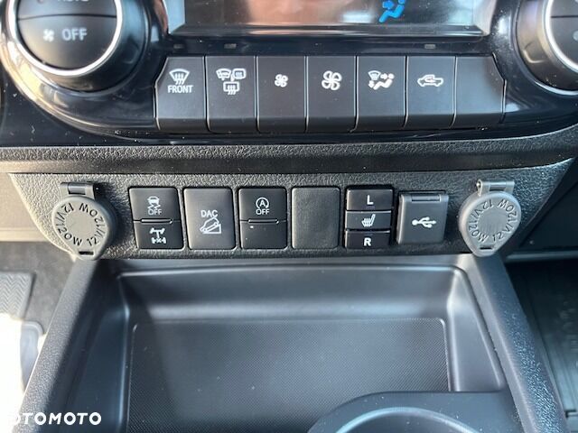 Toyota Hilux 2.8 D-4D mHEV Double Cab Invincible 4x4 - 15