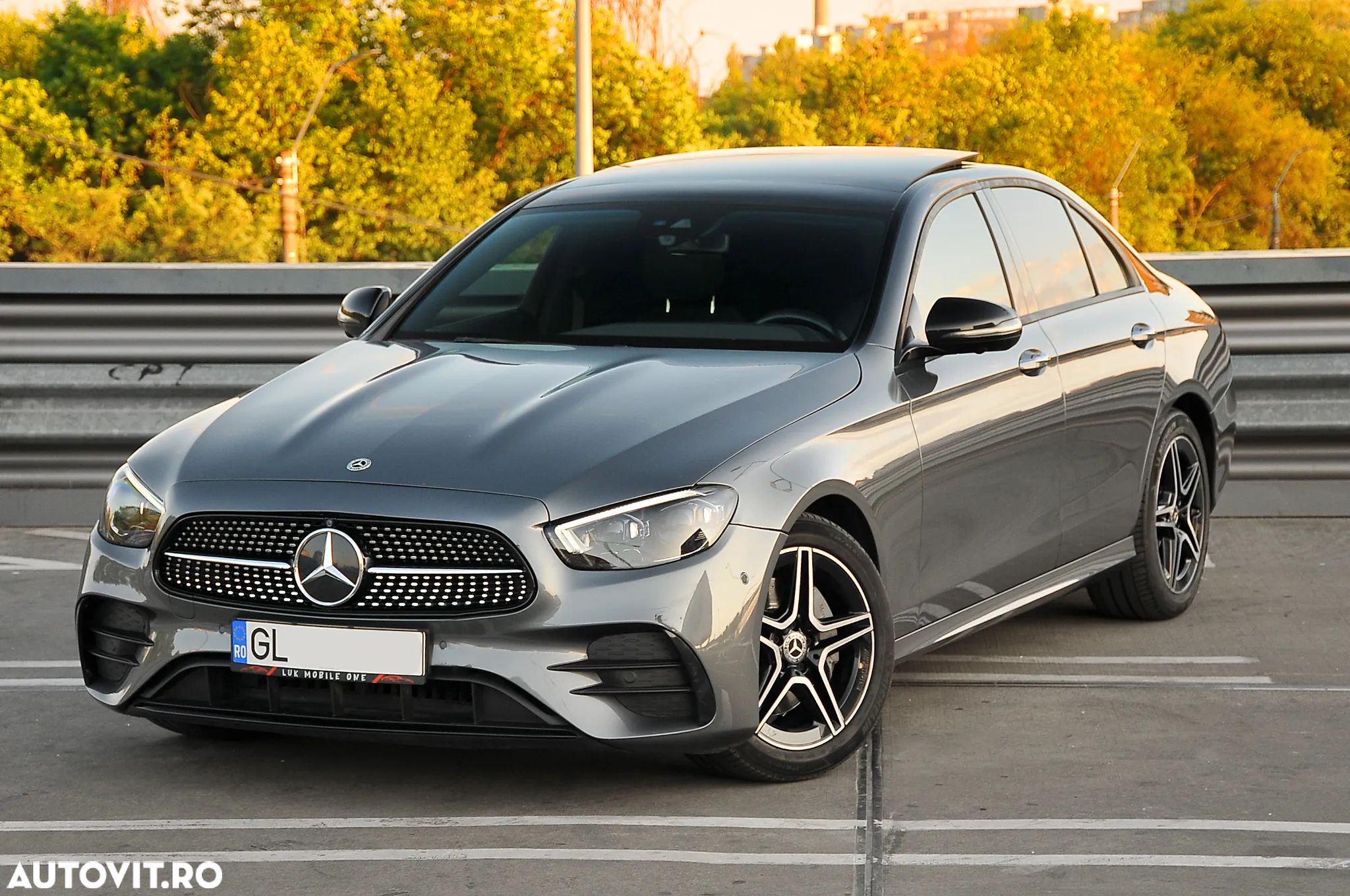 Mercedes-Benz E - 1