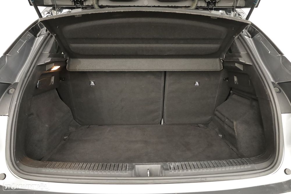 Renault Austral 1.2 E-Tech Techno Espirit - 25