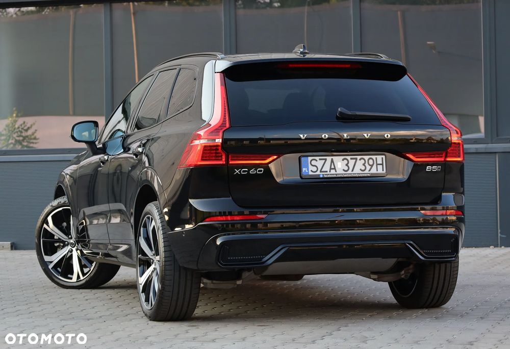 Volvo XC 60 B5 B AWD Plus Dark - 6