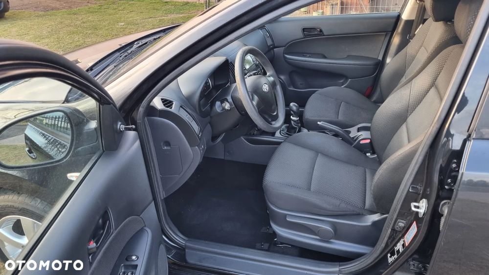 Hyundai i30 1.4 Edition Plus - 9