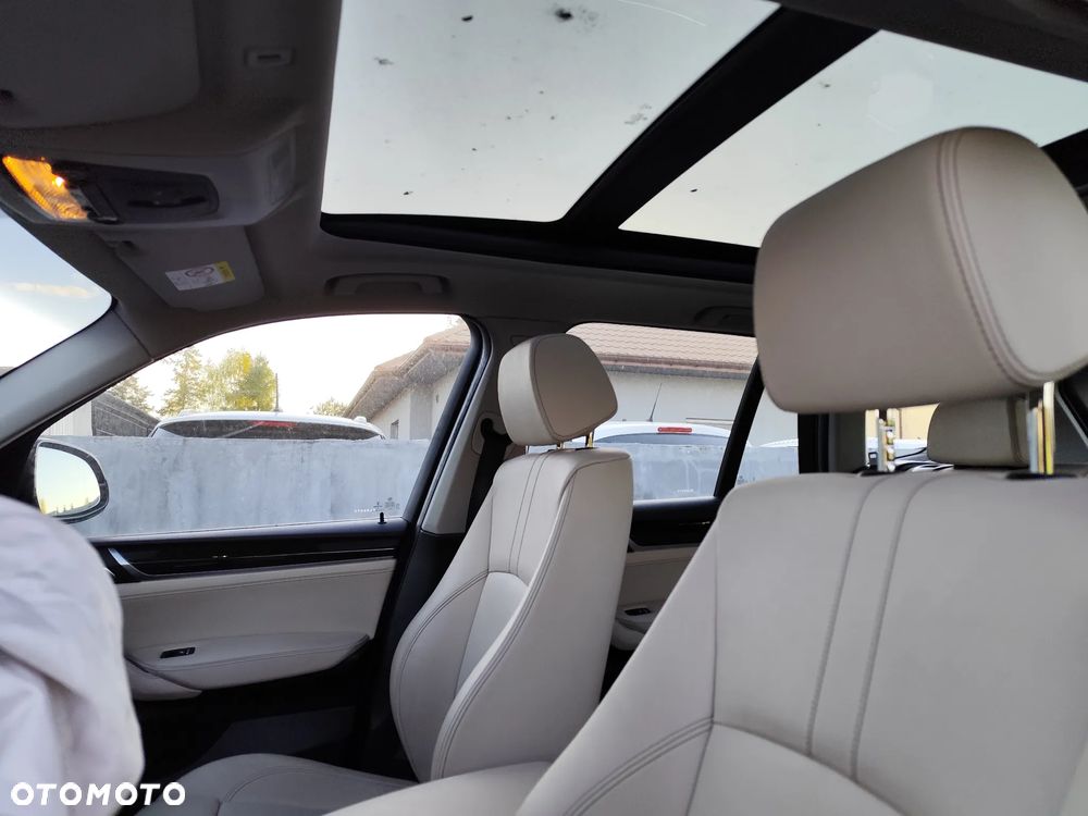 BMW X3 xDrive20d Advantage - 12
