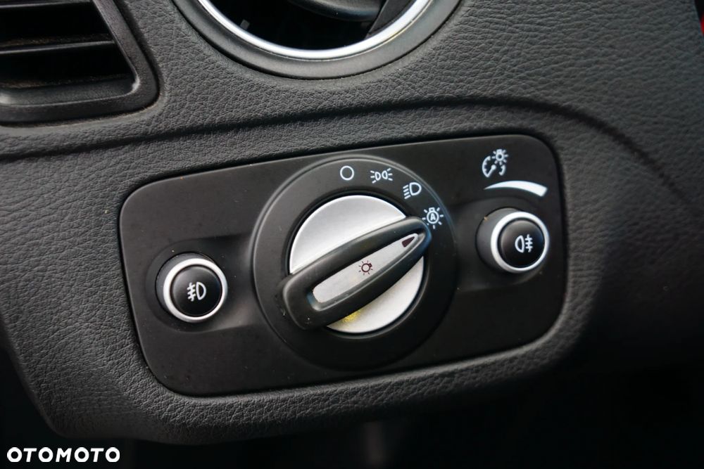 Ford S-Max 2.0 TDCi DPF Titanium MPS6 - 28