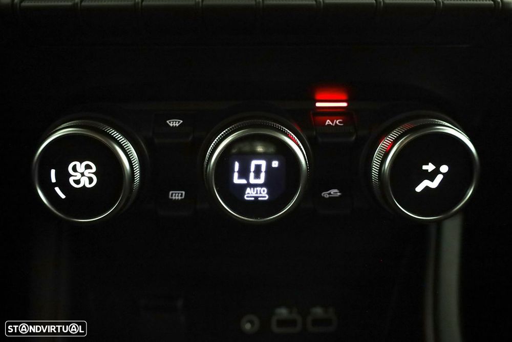 Renault Captur 1.0 TCe Techno Bi-Fuel - 13