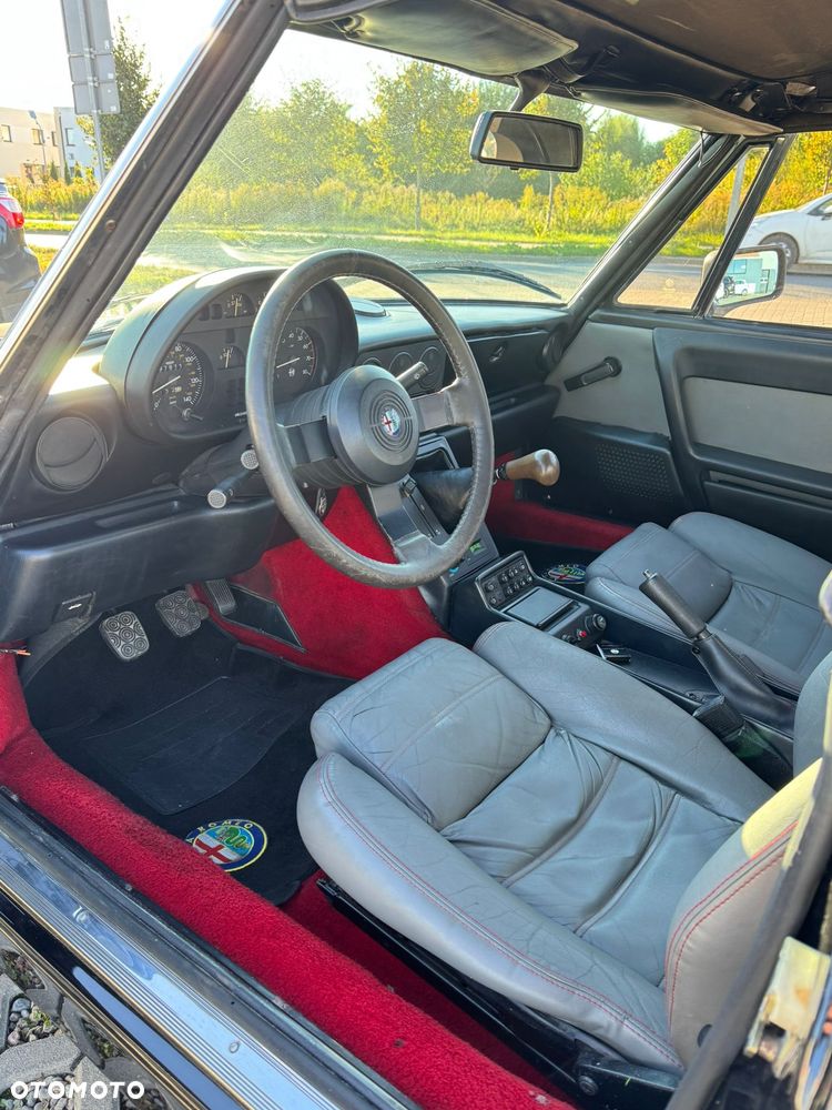 Alfa Romeo Spider 2.0 - 7