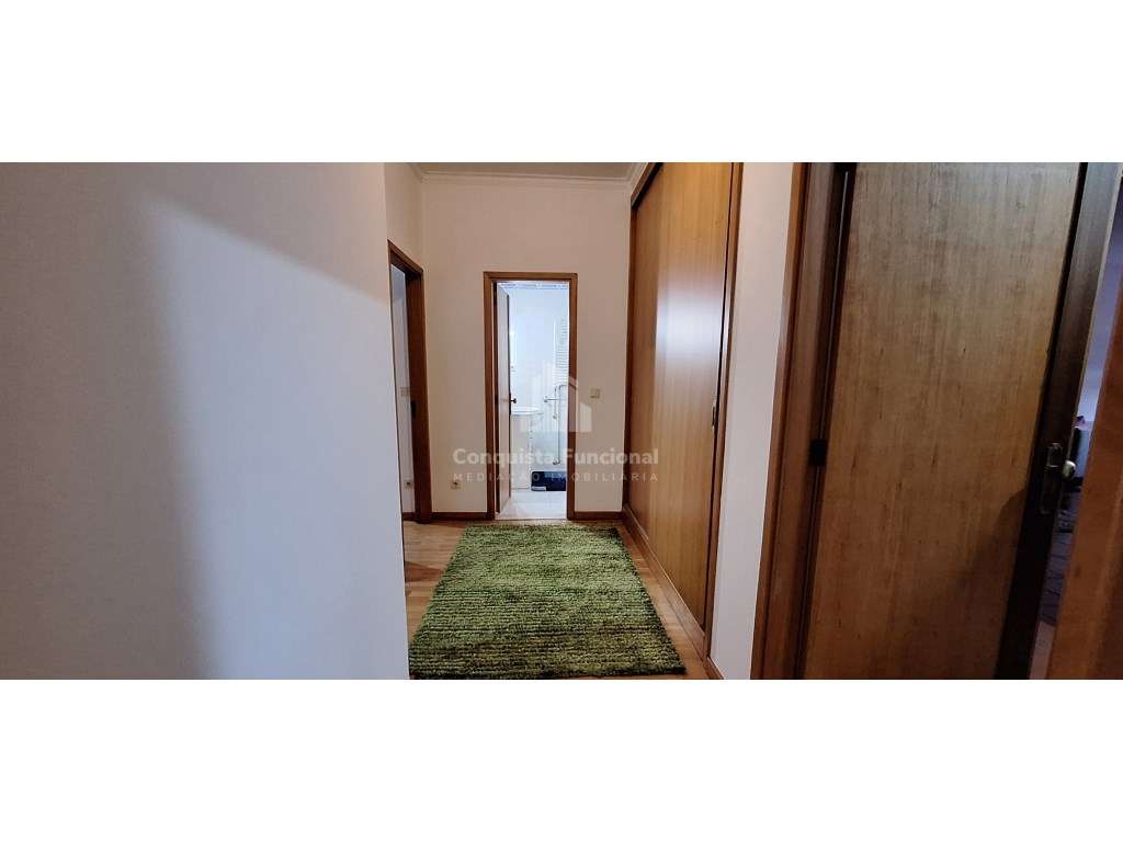 Quarto Mobilado | Santa Maria da Feira - Centro | €350/Mês - Grande imagem: 2/10