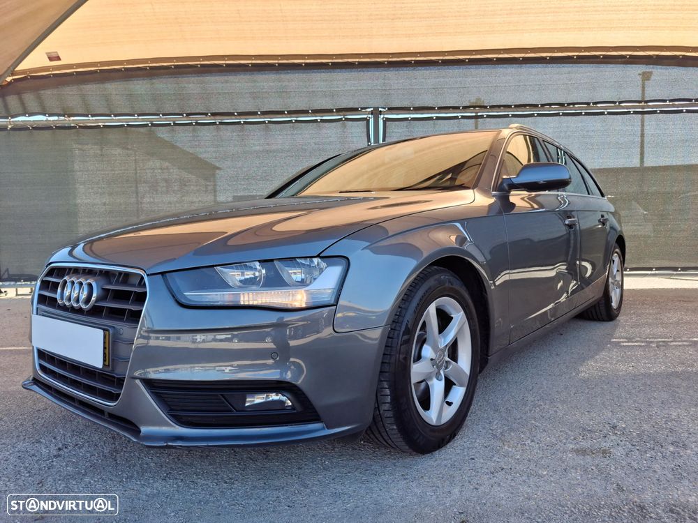 Audi A4 Avant 2.0 TDI Business Line - 8