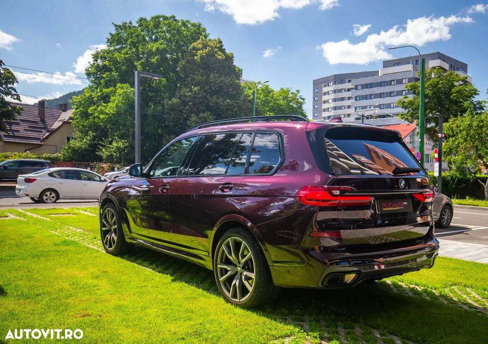BMW X7 - 7