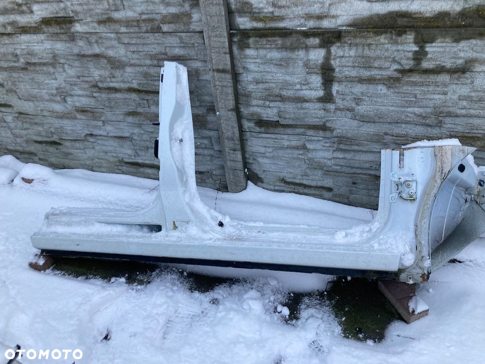 DACIA DOKKER PRÓG PRAWY SŁUPEK ŚRODKOWY SŁUPEK PRZEDNI Wwa - 1