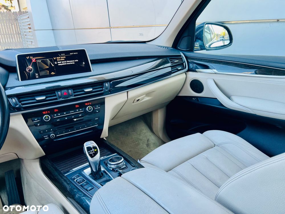 BMW X5 xDrive35i - 8