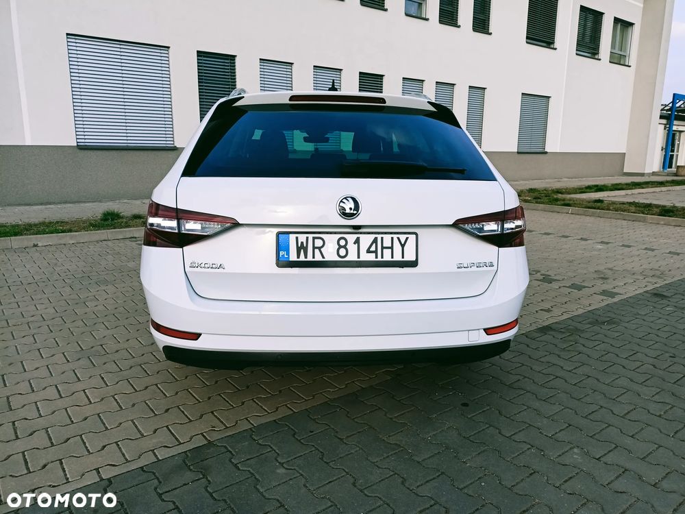 Skoda Superb 2.0 TDI Style - 9