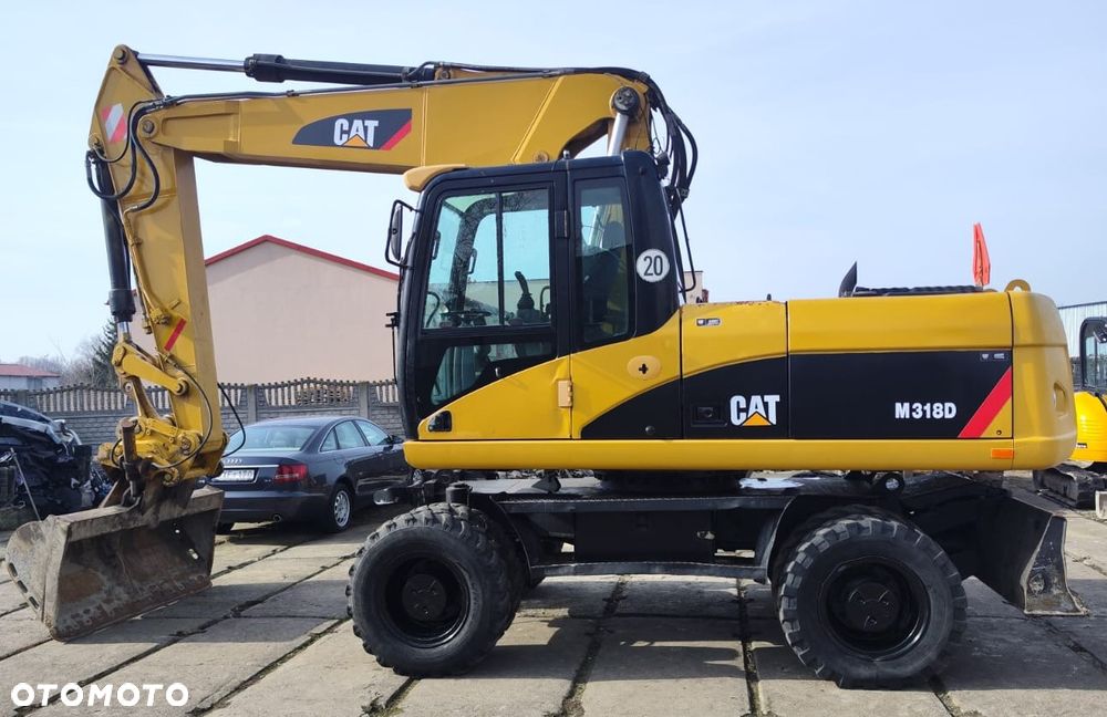 Caterpillar 318D - 6