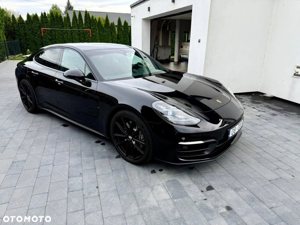 Porsche Panamera - 2