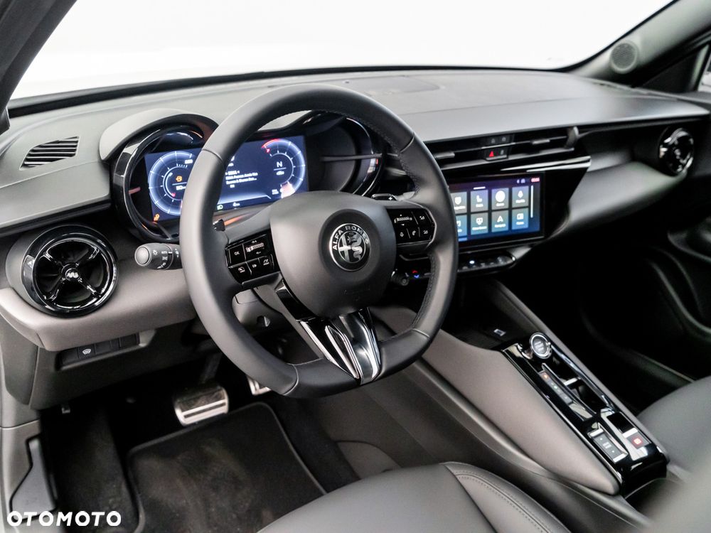 Alfa Romeo Junior 1.2 VGT Ibrida Ti - 30