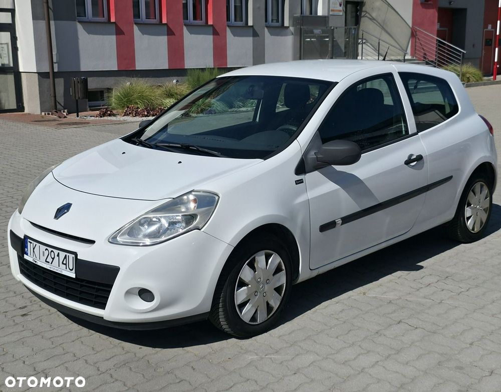 Renault Clio - 1