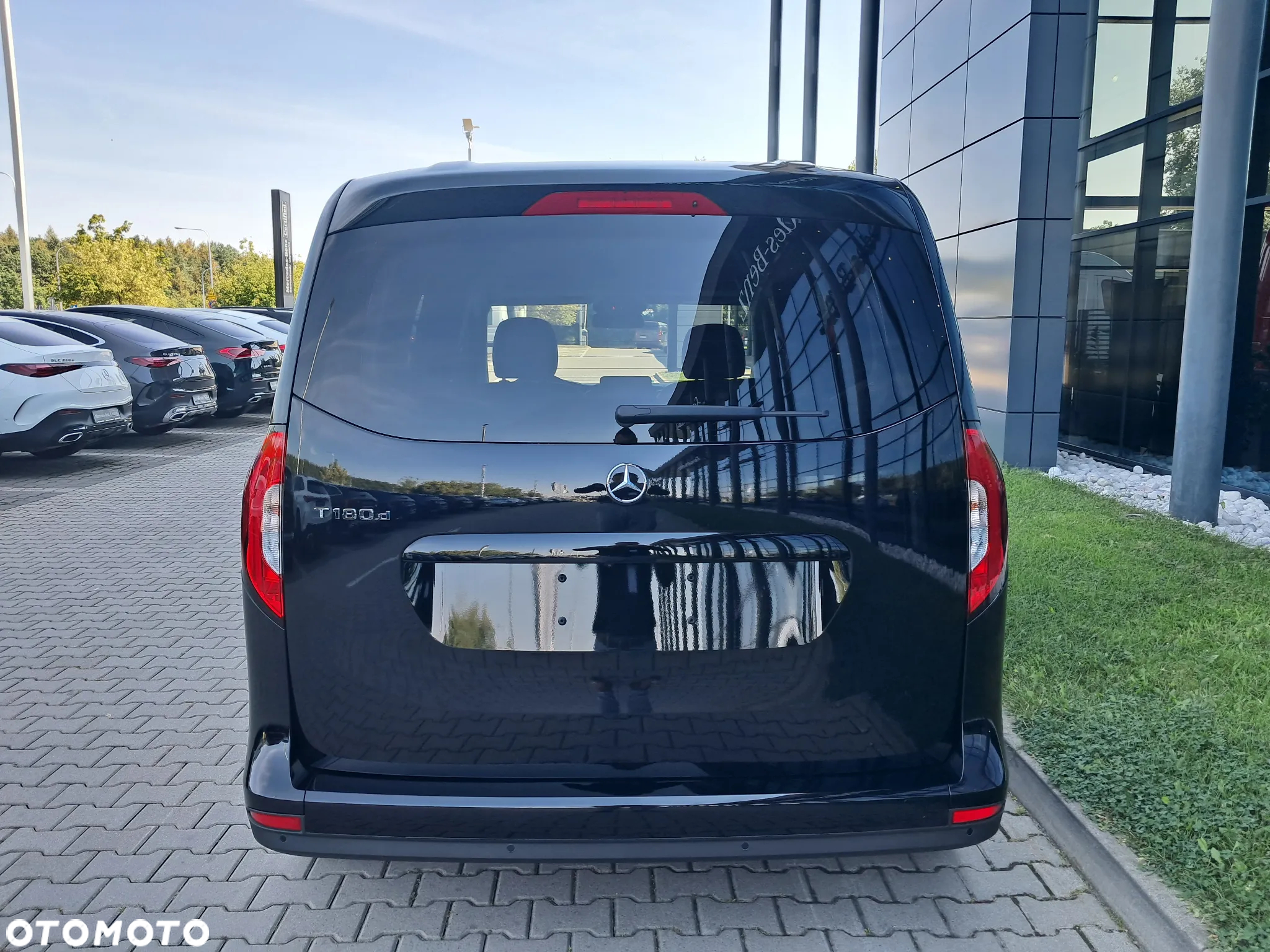 Mercedes-Benz Klasa T 180 d Style - 10