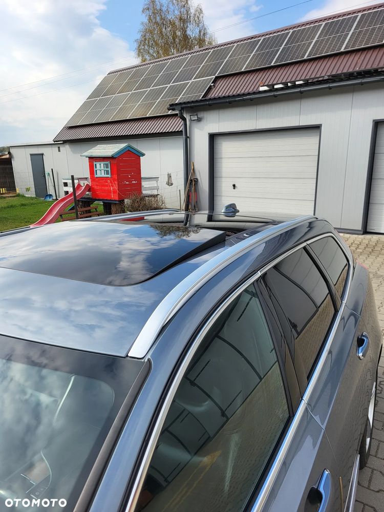 Volvo V90 D4 AWD Geartronic Inscription - 4