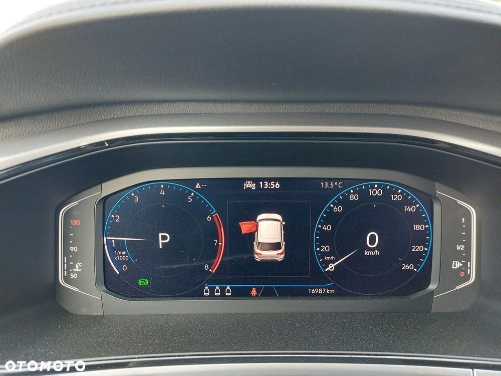 Volkswagen T-Roc - 23