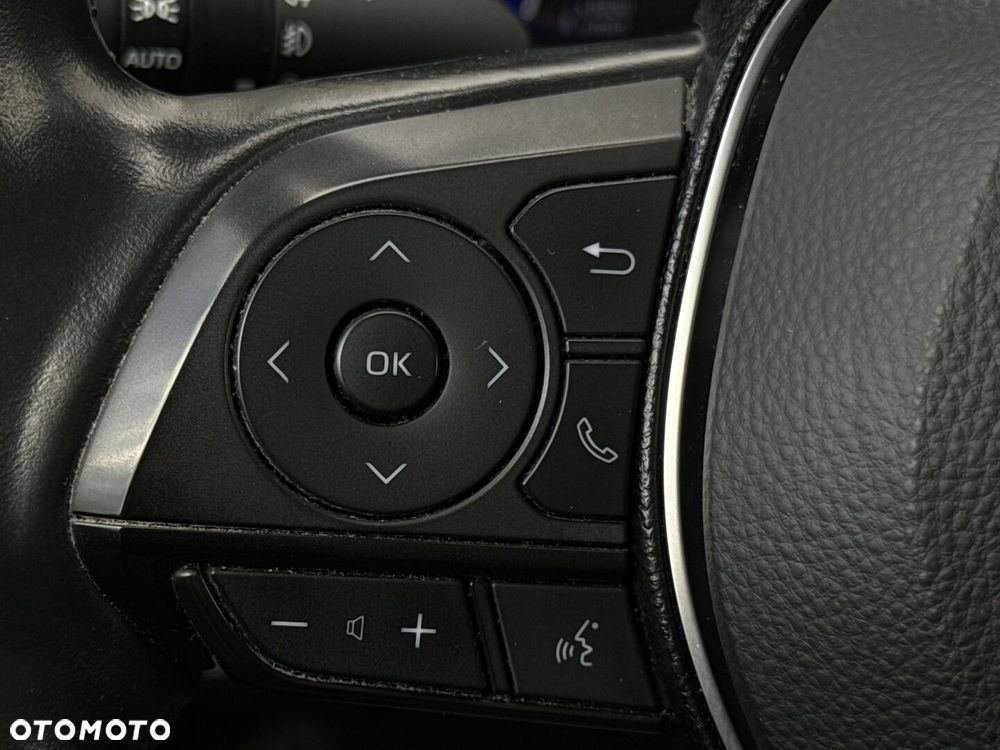 Toyota Corolla 1.8 Hybrid Selection - 24