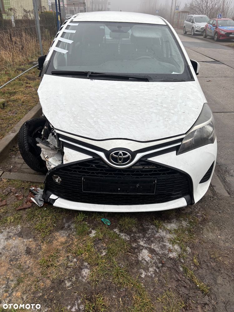 Toyota Yaris 1.0 Active - 1