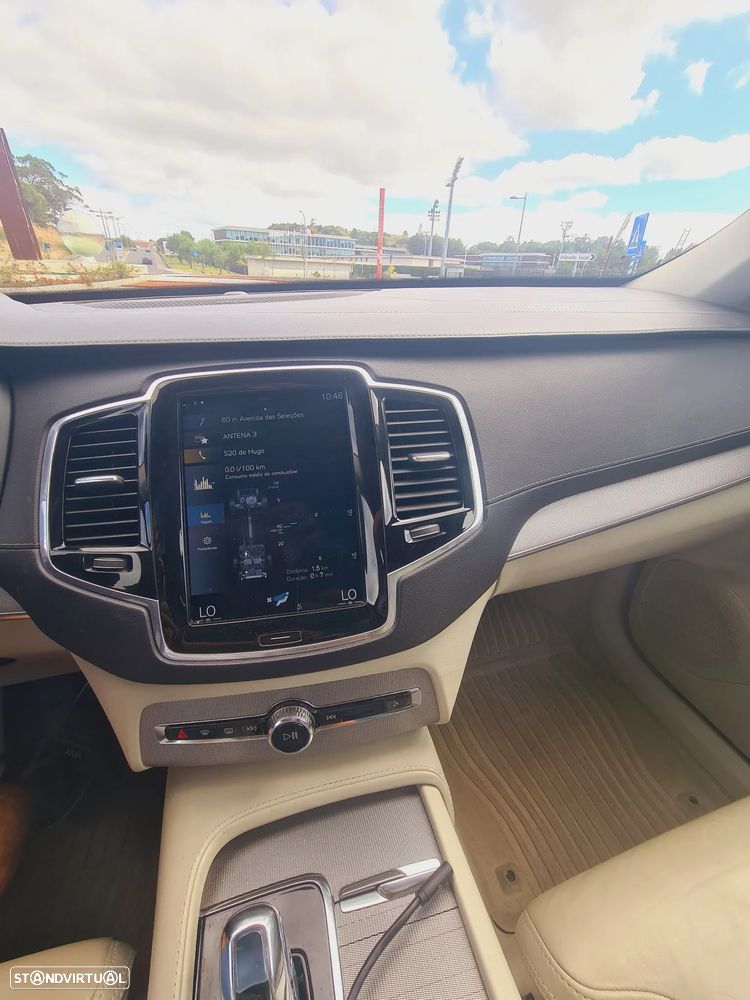 Volvo XC 90 - 29