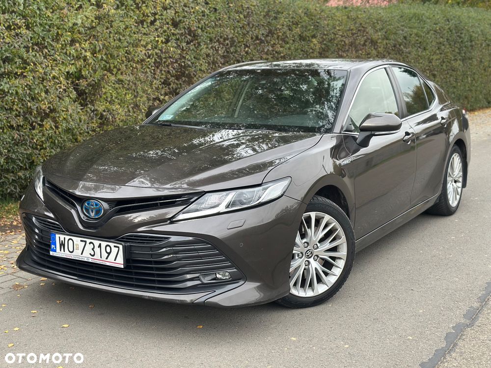 Toyota Camry 2020 photo 3