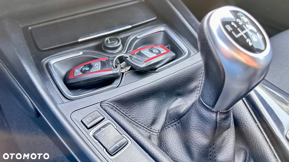 BMW Seria 1 118d DPF Edition Sport - 29