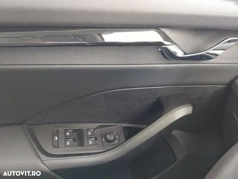 Skoda Octavia 2.0 TDI Ambition - 12