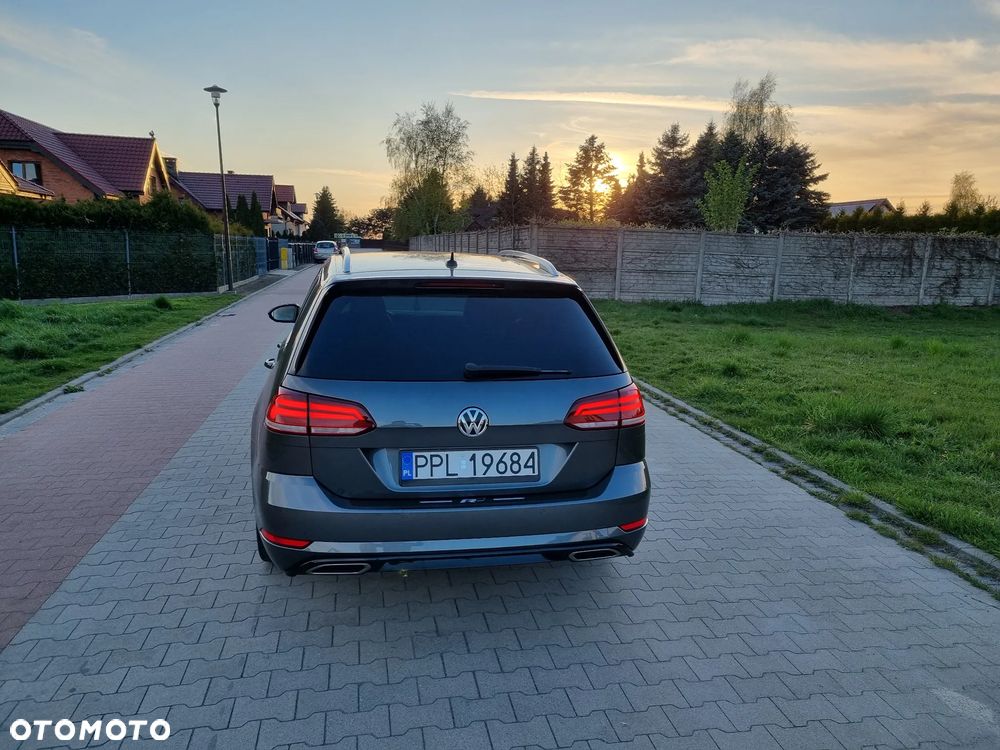 Volkswagen Golf 2.0 TDI SCR DSG R-Line - 4