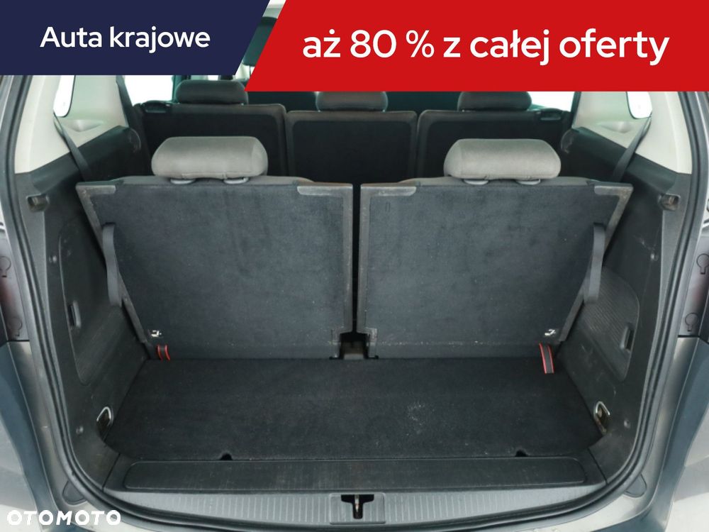 Opel Zafira - 12
