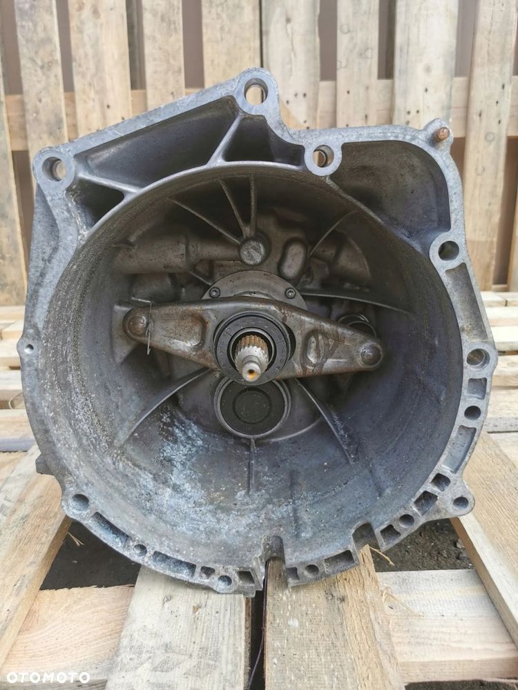 BMW 1 E81 E87 skrzynia biegów GS6-17DG R51947427 2.0 Diesel 122KM 6-biegów - 1