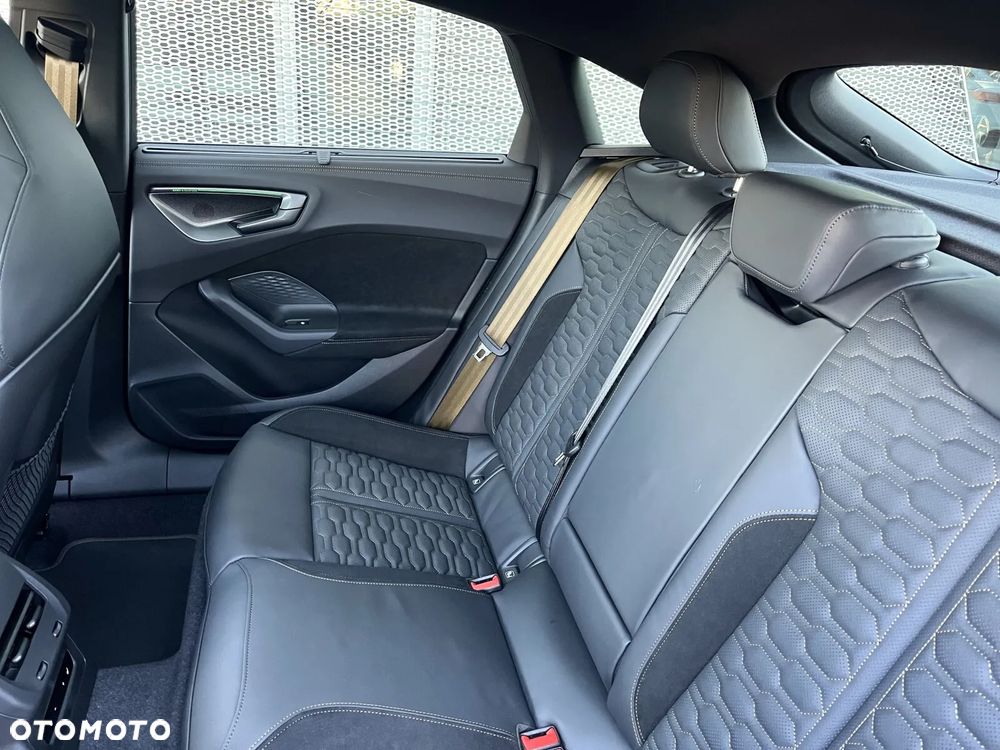 Audi RS5 Limousine - 15