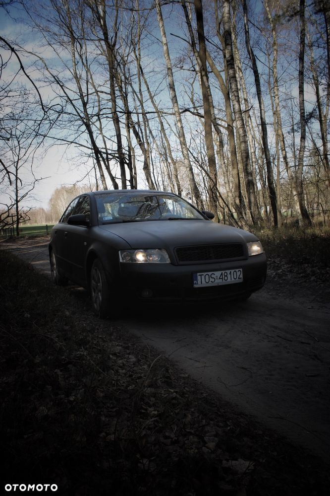 Audi A4 Limousine - 6