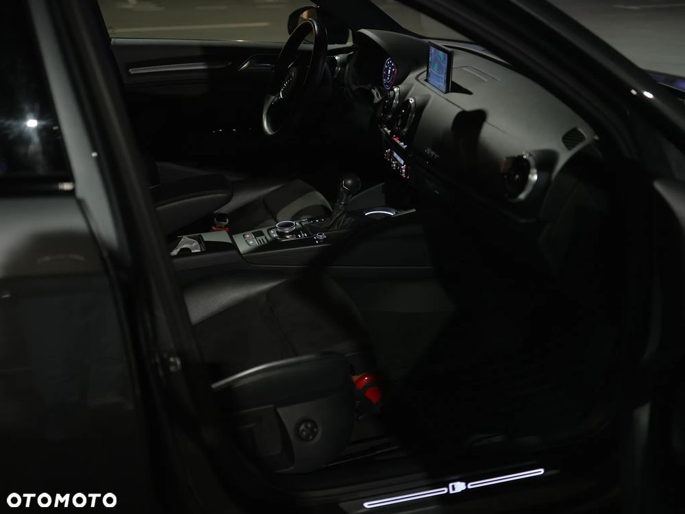 Audi A3 Sportback - 18