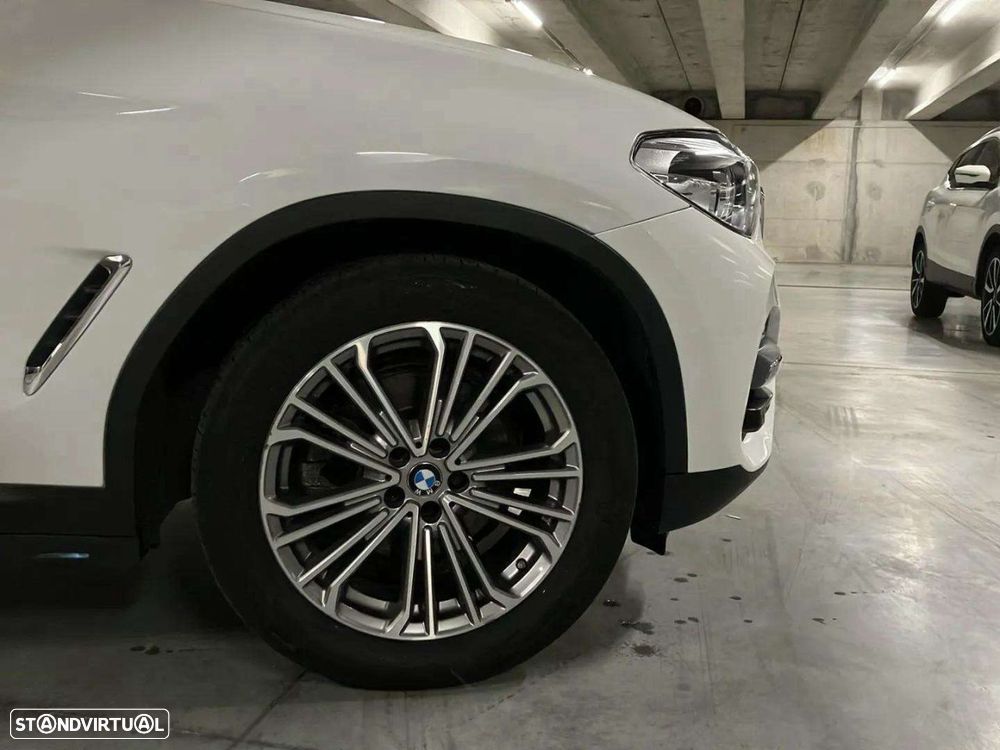 BMW X3 20 d xDrive - 18