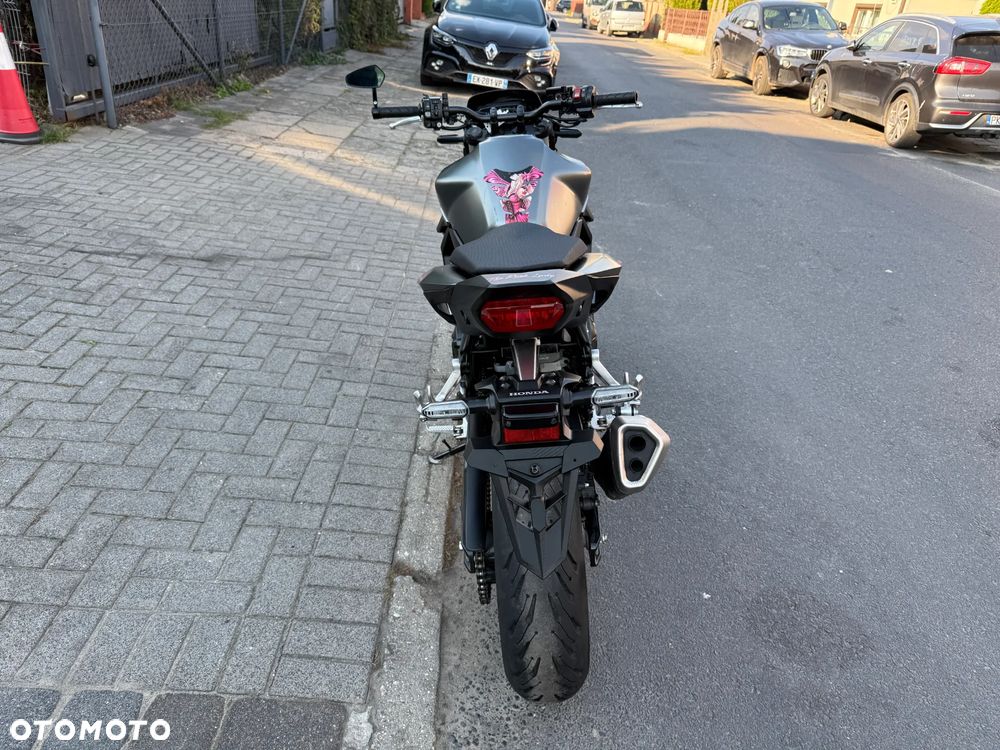 Honda Hornet - 7