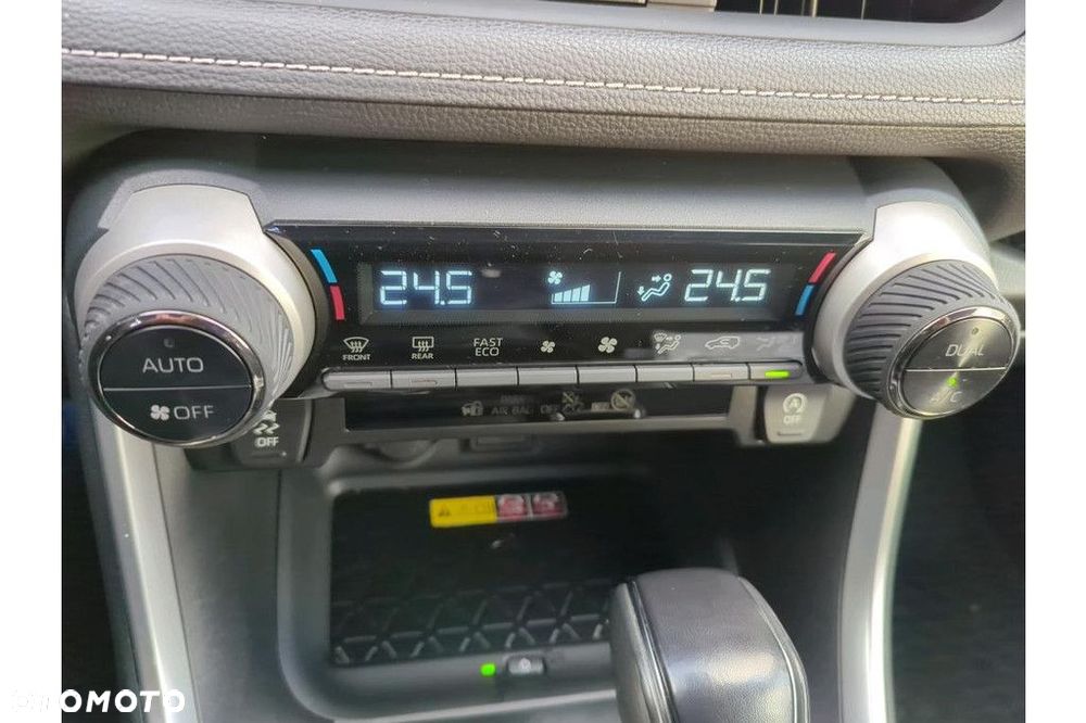 Toyota RAV4 - 9