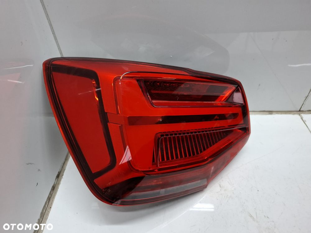 LAMPA LEWA TYLNA TYŁ AUDI Q2 81a945091b 81A LED ŁADNA - 6