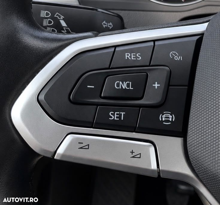 VOLKSWAGEN Passat 2021 — imagine 8