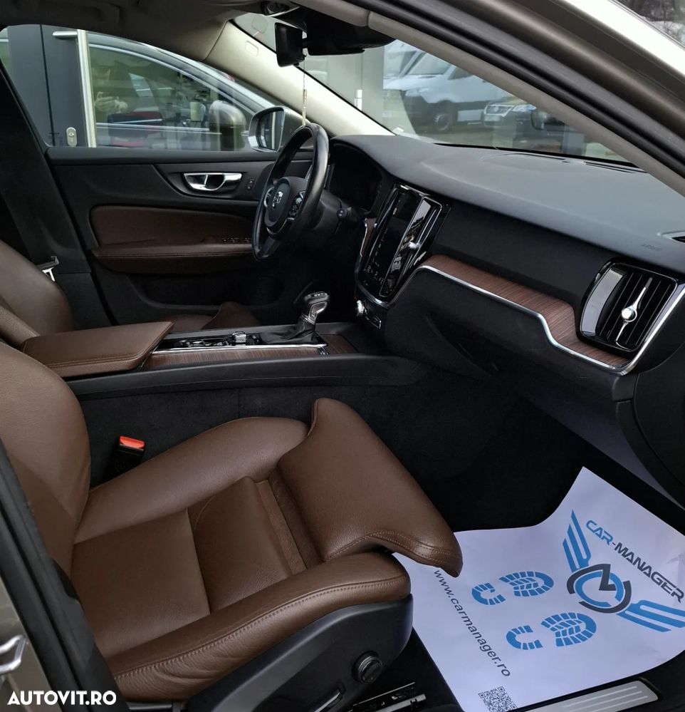 Volvo V60 D4 Geartronic Momentum - 8