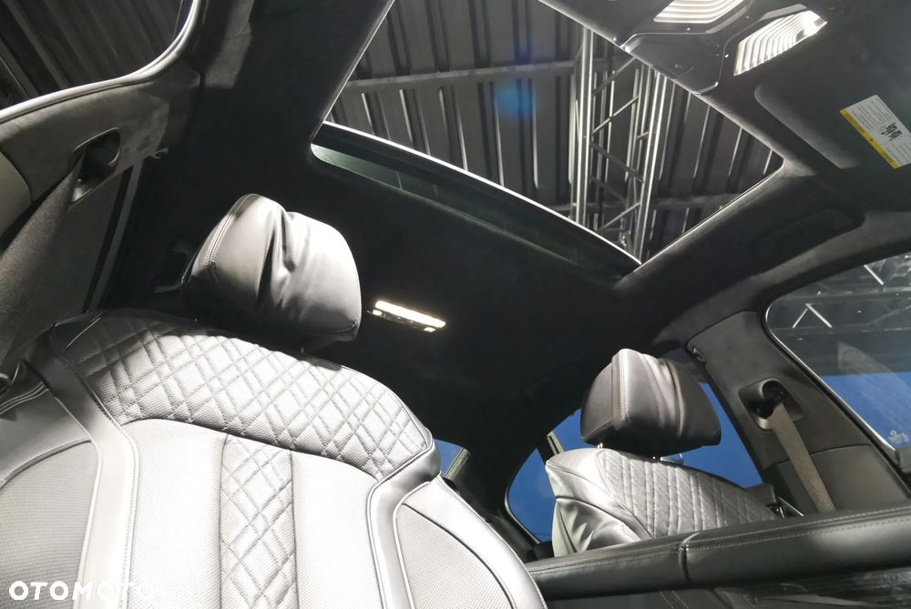 BMW Seria 7 750i xDrive - 13