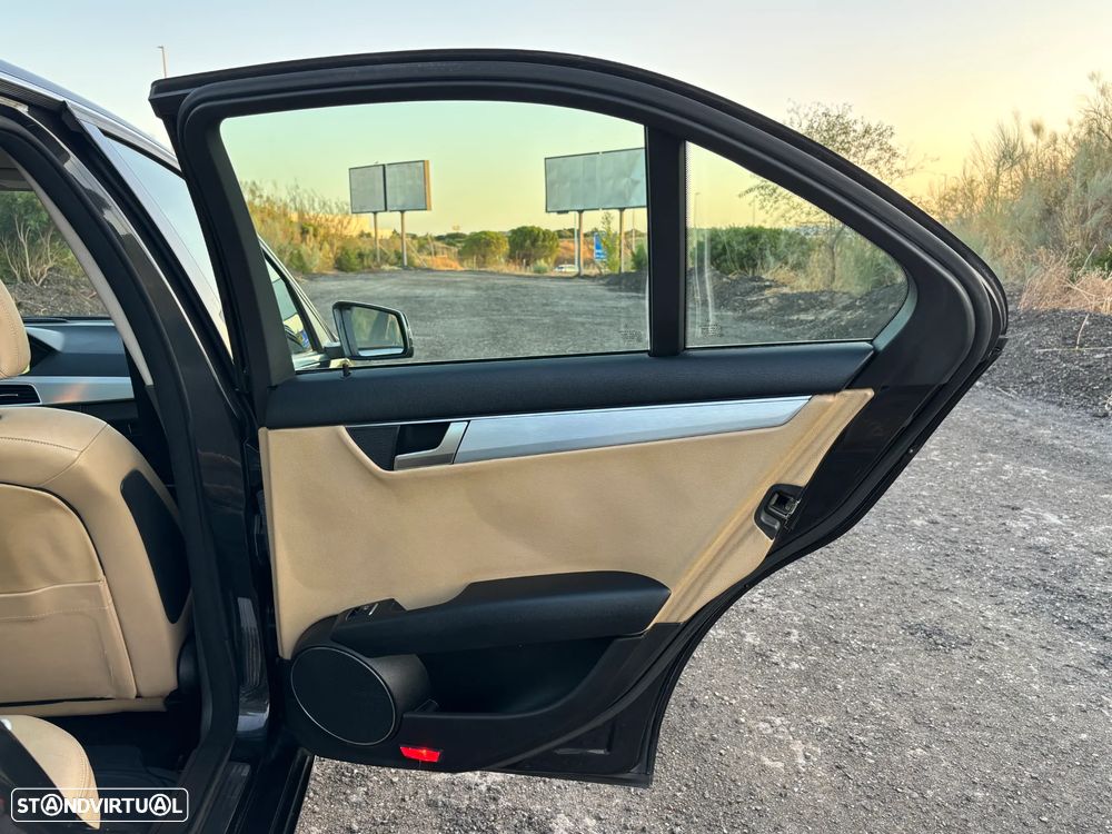 Mercedes-Benz C 180 CDi Avantgarde BE - 33