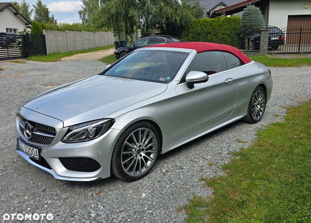 Mercedes-Benz Klasa C 300 9G-TRONIC - 12