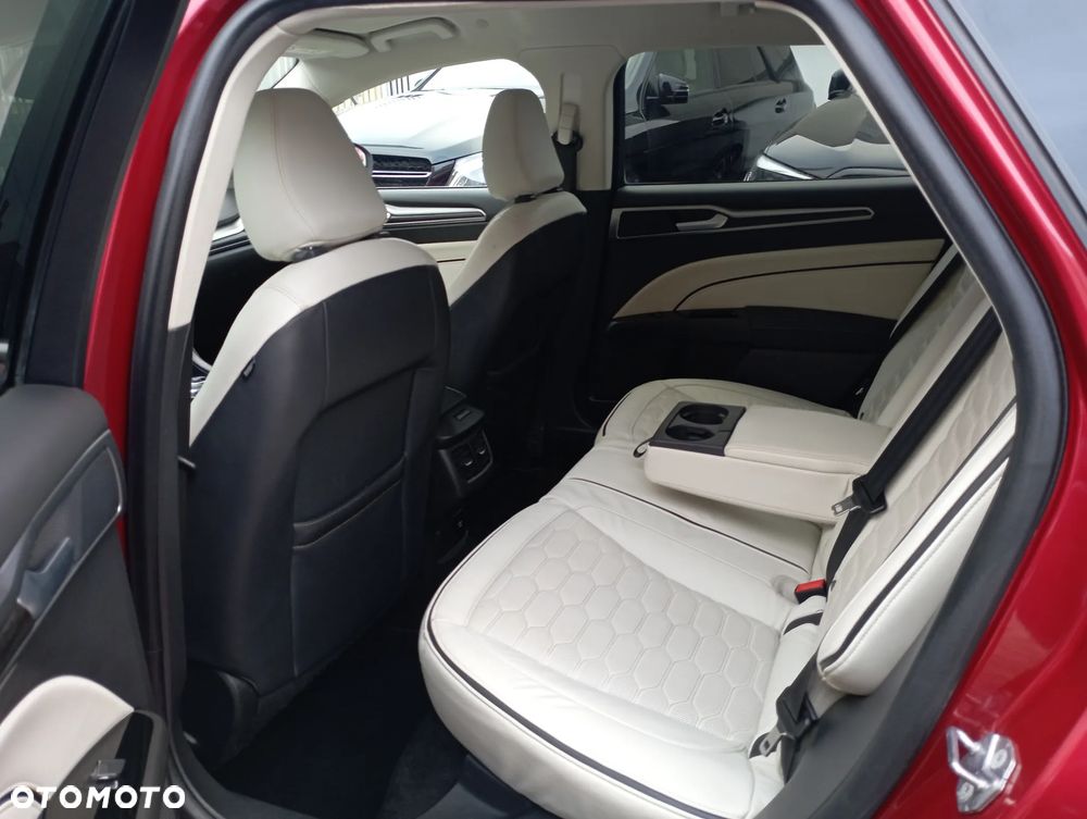 Ford Mondeo 2.0 EcoBlue Vignale Plus - 11