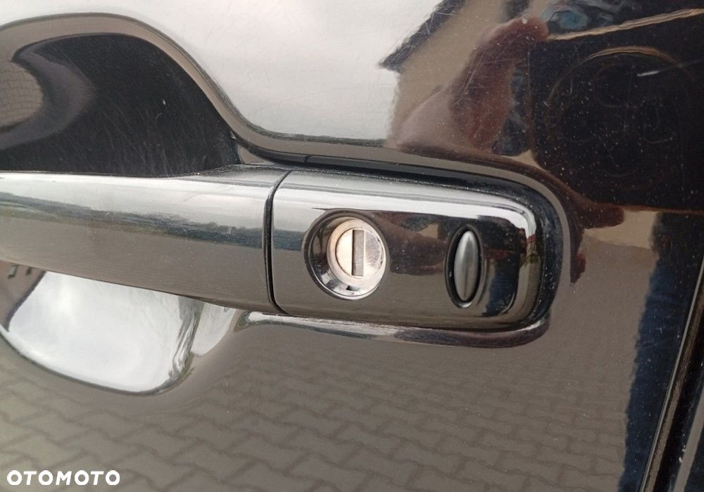 Mitsubishi Outlander - 18