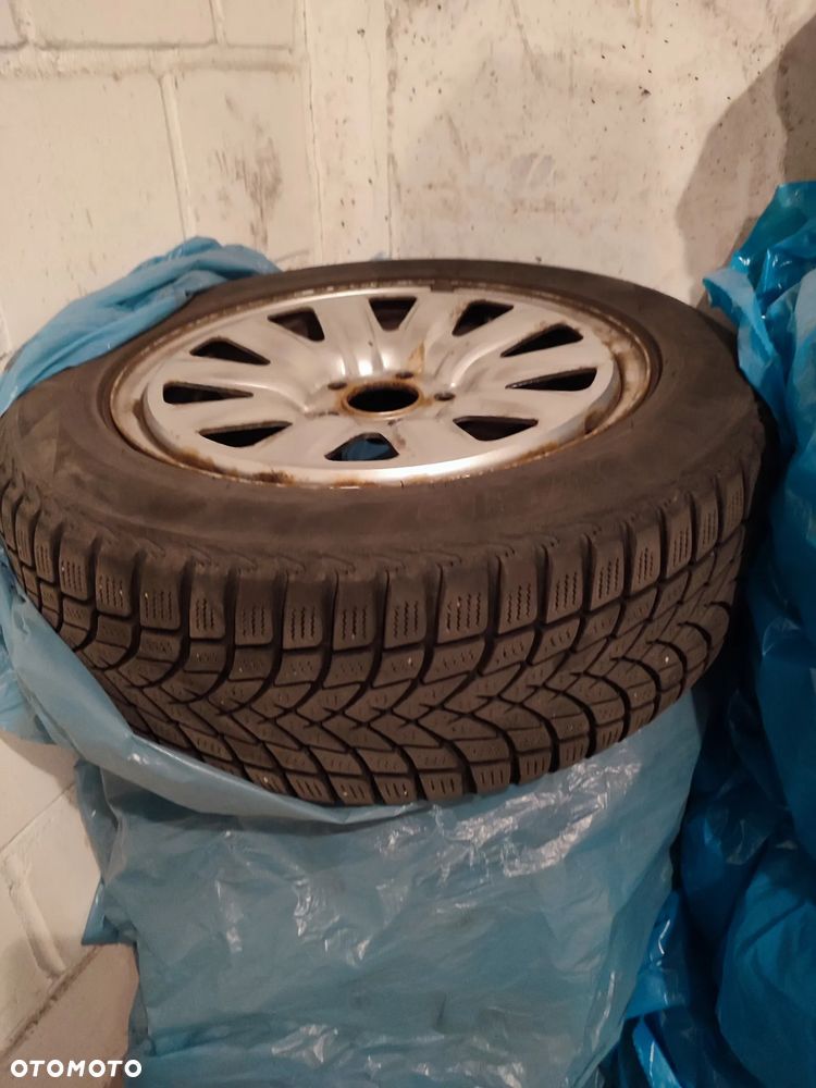 Ford Grand C-MAX - 32