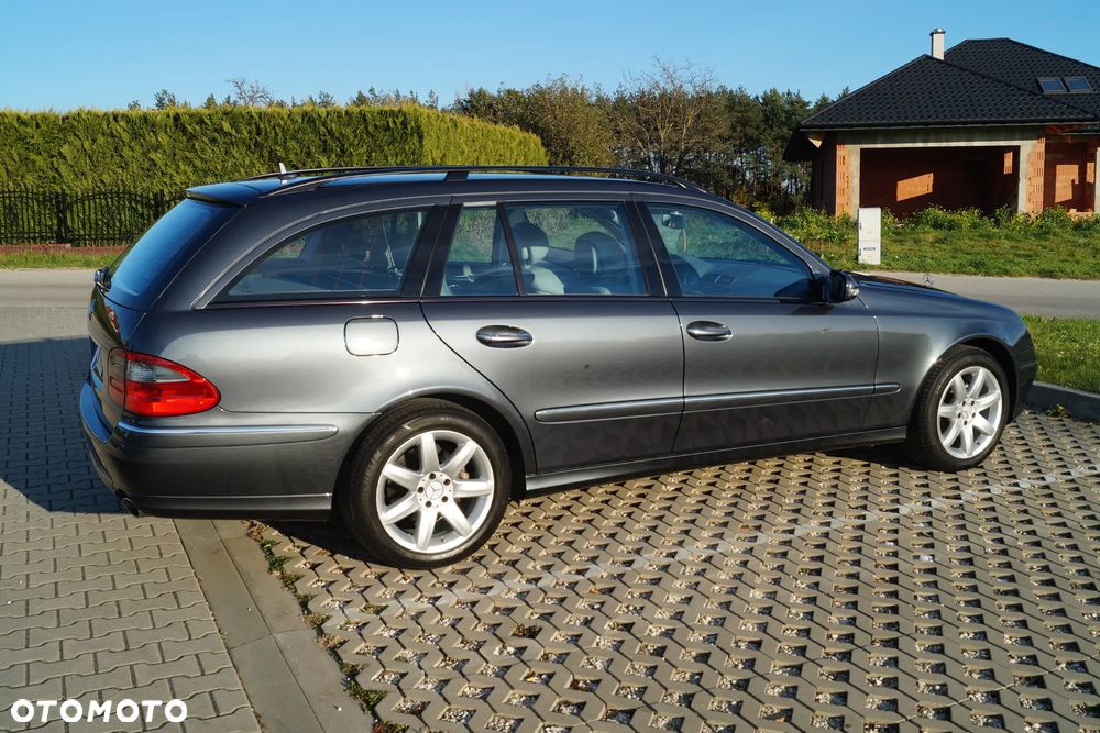 Mercedes-Benz Klasa E - 9